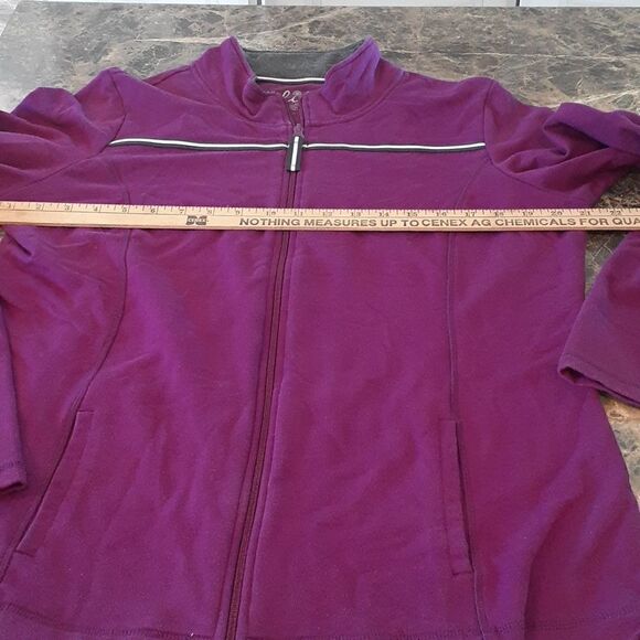 Made for Life size LT, plum color, zippered - Picture 6 of 10